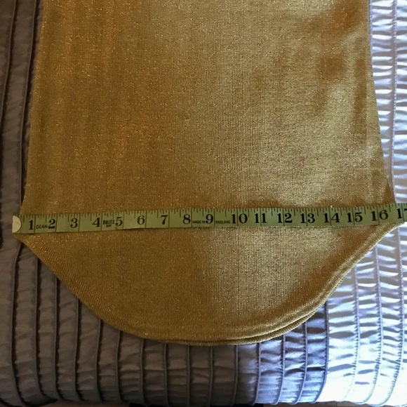 Gold Cache Sleeveless Top - Picture 6 of 11